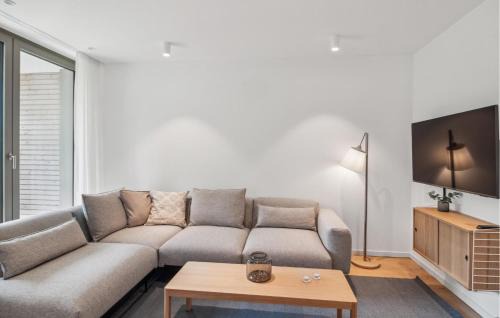 Tossens Apartment | Cozy Tossens Apartment with Kitchen Ideal for Families