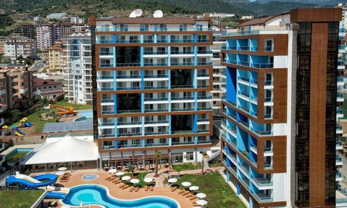 Alanya Apartment | Comfortable 2 Bedroom Flat with Pool in Central Alanya