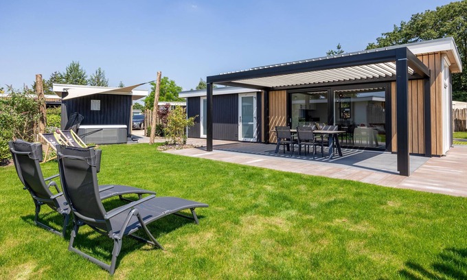 Municipality of Barneveld House | Stylishly Furnished Vacation Home with Private Whirlpool