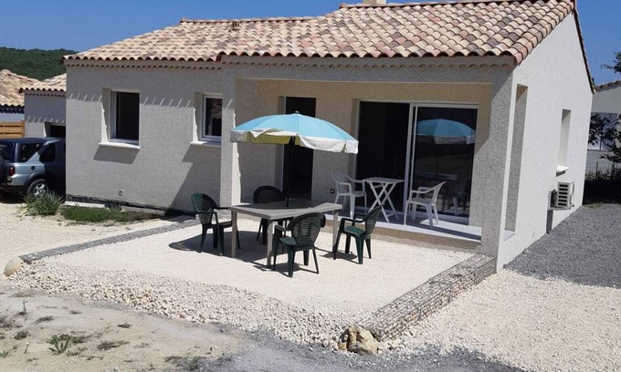 Ruoms House | 2-bedroom house for 4 people