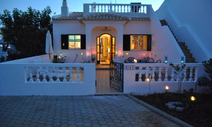 Lagos House | Peaceful 2-Bedroom House with Ocean Views Near Lagos
