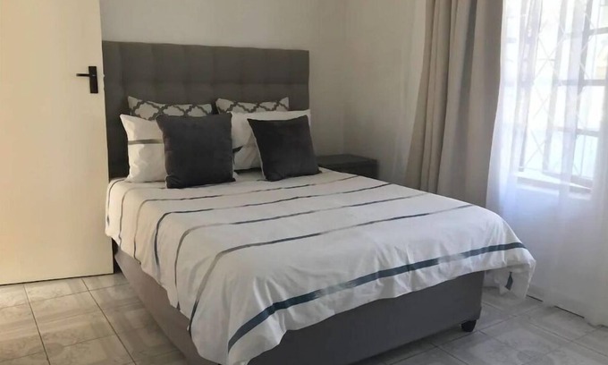 Meer En See House | Cozy 2 Bedroom House with Ocean View in Meer En See