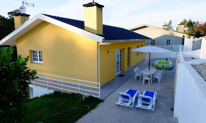 Santa Maria da Feira House | Stylish 2-Bedroom House with Ocean View Near Porto