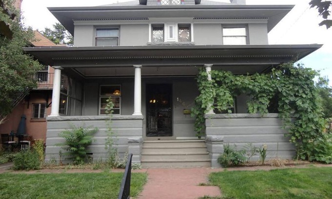 Congress Park Apartment | Cozy 2-Bedroom Retreat in the Heart of Denver