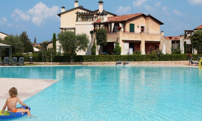 San Benedetto di Lugana Resort | Family-Friendly 2 Bedroom Apartment with Pools & Sports