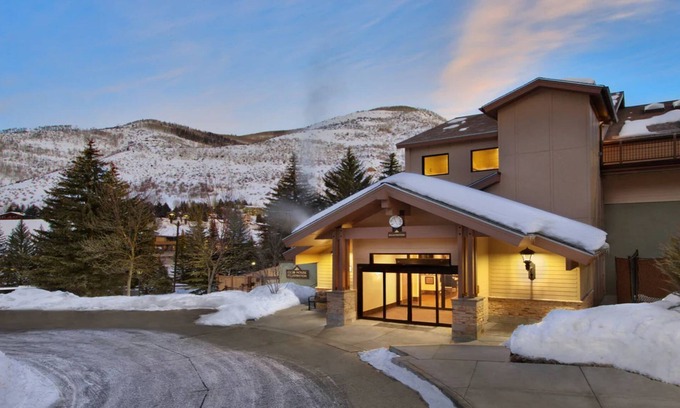 Vail Resort | Explore Marriott's StreamSide at Vail: 2 Bedroom Loft Retreat
