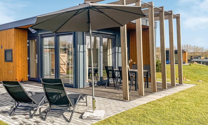 Suesel House | Cozy 2-Bedroom Accommodation in Scenic Süsel