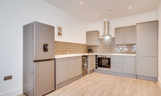 Wakefield Apartment | Cozy 2 Bedroom Apartment with Full Kitchen Amenities