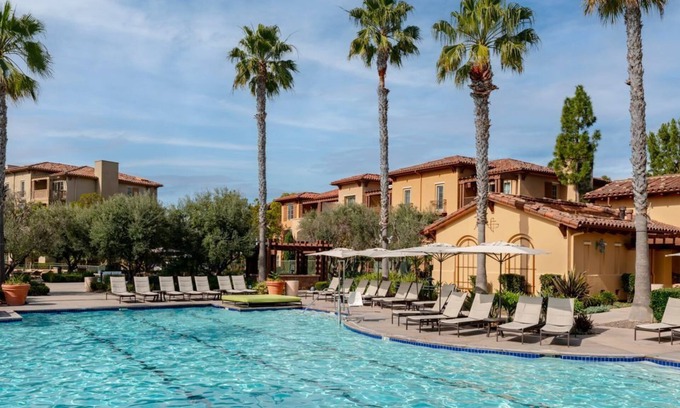 Newport Coast Resort | 2 Bedroom-Marriott's Newport Coast Villas Sleeps 8 Ocean Views Resort Amenities