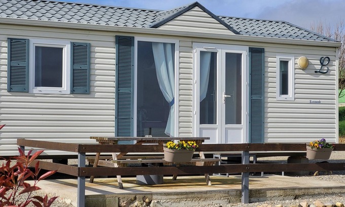 Grazac House | 2 Bedroom Mobile Home in Grazac