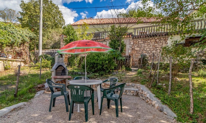 Vinodolska opcina Apartment | Discover Tranquility in Mavri: Pet-Friendly Oasis Retreat