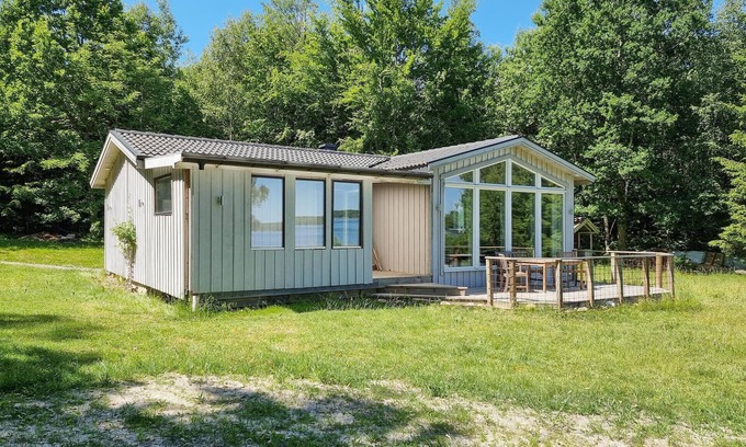 Ljung House | Relax in a Cozy Vacation Home by Lake Sämsjön