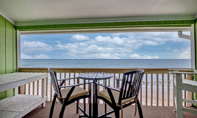 Surf City Condo | Elegant Oceanfront Condo with Breathtaking Views