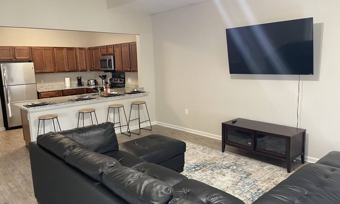 Huntsville House | Family-Friendly Pet Haven: Cozy 2-Bedroom Madison Townhouse