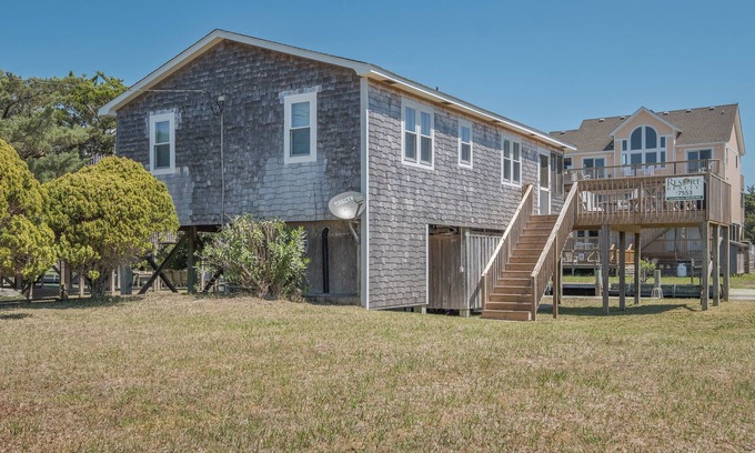 Avon House | Pet-Friendly Canalfront Home with Ocean View in Avon