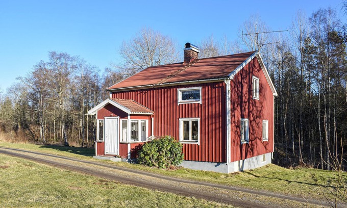 Gislaved Municipality House | Cozy Cottage with Lake View Near Gislaved - Pet Friendly