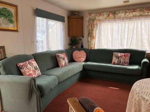 Cronberry House | Family-Friendly 2 Bedroom Static Caravan with High Ratings