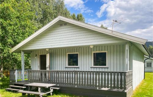 Dovre House | Inviting Home in Dovre with Scenic Panoramic Views