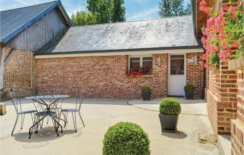 Roisel House | Kid-Friendly Retreat in Roisel with Well-Equipped Kitchen