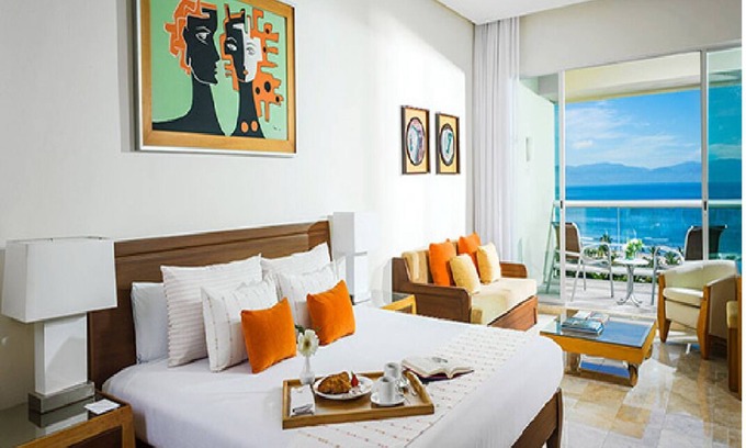 Downtown Hotel | Cozy 2 Bedroom Suite with Kitchenette in Mayan Riviera