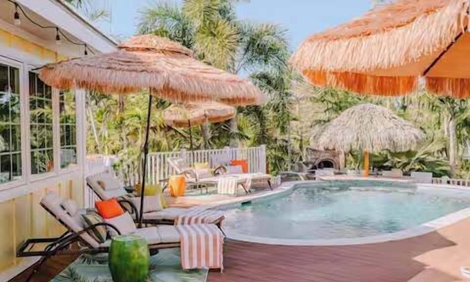 Biggar Villa | 2-bedroom suite - Gulf access, Lazy River Pool
