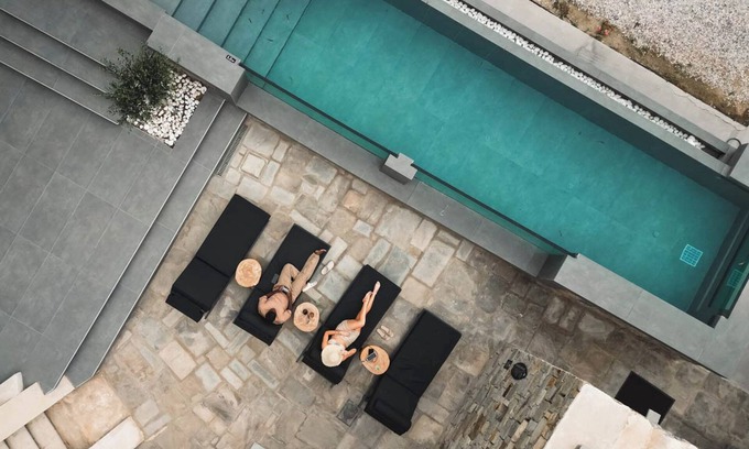 Paradise Apartment | Two-Bedroom Villa with Private Pool & Shared Infinity Oasis