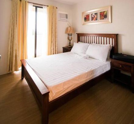 Tagaytay Apartment | 2 Bedroom with Balcony Tagaytay Pet-Friendly