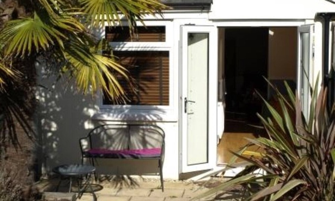 Hythe Cottage | Perfect 2-Bedroom Cottage in Hythe, Kent - Pet Friendly Retreat