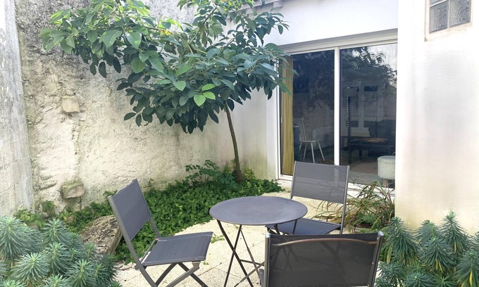 Sainte-Marie-de-Re Apartment | Elegant Holiday Home ELOISE in Sainte Marie de Ré