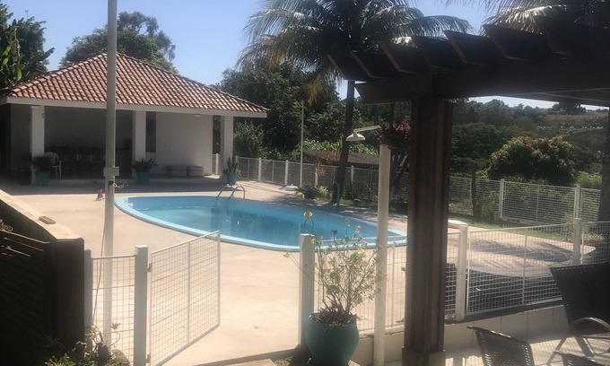 Limeira House | Relaxing 2-Bedroom Farm Retreat in Limeira with Pool