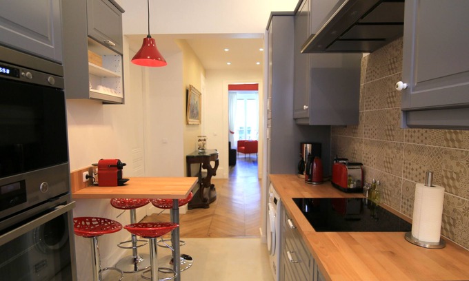 Terreaux - Bat d'argent Apartment | Exceptional 2-Bedroom Apartment with Balcony - La Suite Terreaux