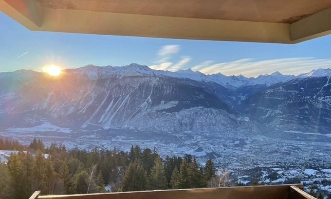 Crans-Montana Apartment | Inviting 2-Bedroom Retreat with Breathtaking Views