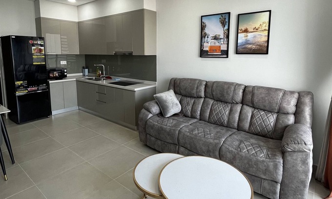 Phu My Apartment | 2 bedrooms, 2 bathrooms, infinity pool & River view