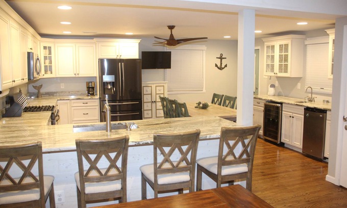 The Dunes House | Beachside Retreat: Sleep 15, Pool & Ocean Views Await