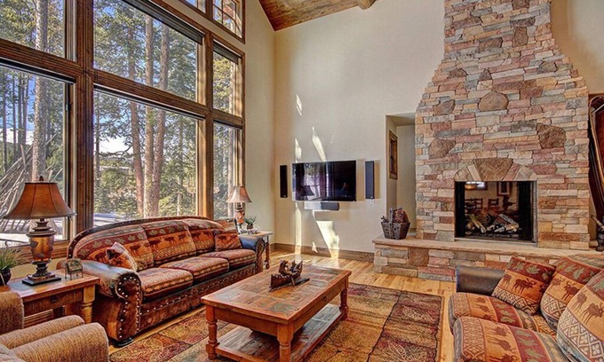 Boulder Ridge House | Cozy Retreat: 9.8 Rated with Hot Tub & Ski Access