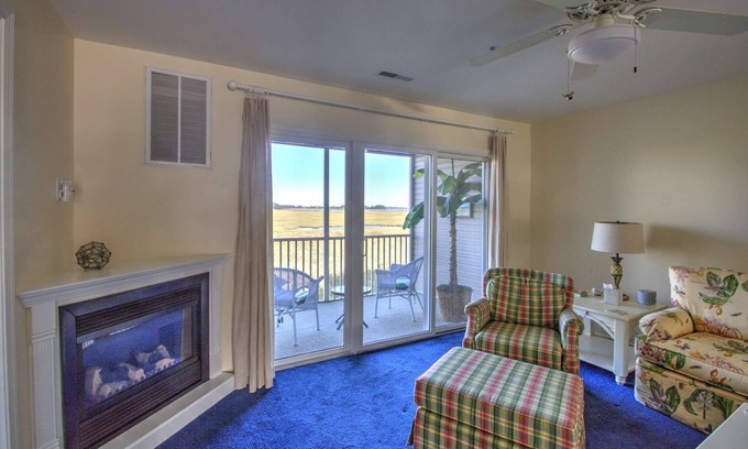 Ocean View Condo | Beautiful 2BR Bay View Retreat with Pool & Free Activities