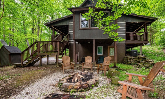 Gnaw Bone Cabin | Family-Friendly Retreat with Spa, Hot Tub & High Ratings