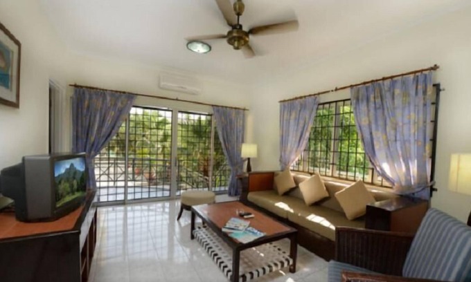 Kuala Teriang Apartment | Cozy 2 BR Apartment with Breathtaking Mountain Views
