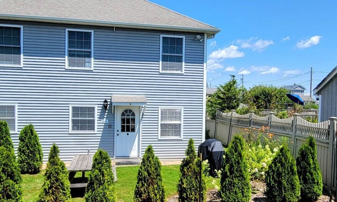 Point Judith House | Beachside 2 BR Condo with Ocean View, Steps from Shore!