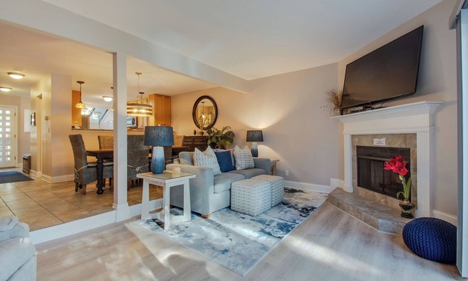 Shipyard Plantation Villa | Beachwalk Retreat: Pet-Friendly with Ocean Views & Grill