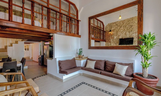 Cartagena Walled City Apartment | 2 BR Walled City Loft Jacuzzi - Downtown