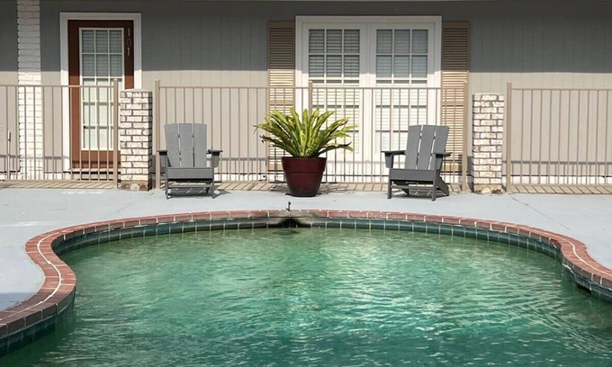 Highlands - Perkins Apartment | Convenient Monthly Discounts Near LSU Tiger Stadium