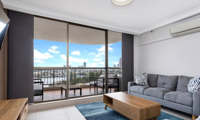 Surfers Paradise Apartment | Stunning 2 BR Retreat with Scenic Views and Pool Access