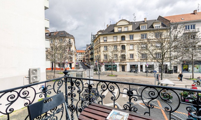 Neudorf Ouest Apartment | Cozy 2-Bedroom Retreat with Garage and Family Amenities