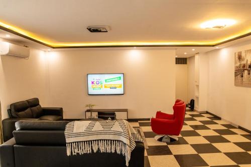 Bonapriso Apartment | Family-Friendly 2 Chambres Bonapriso for Memorable Stays