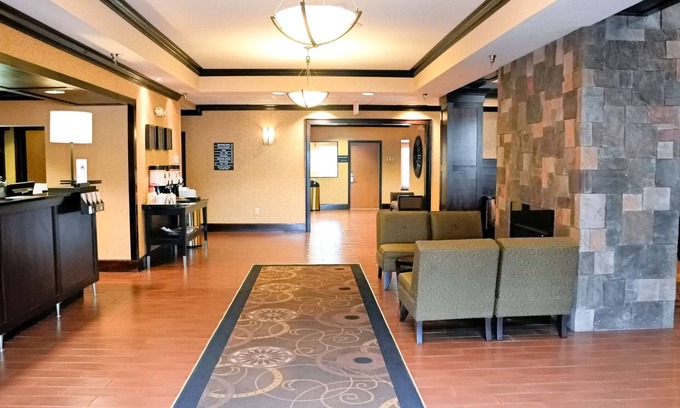 Pelham Hotel | Connecting Suites with Pool Access for Family Getaways