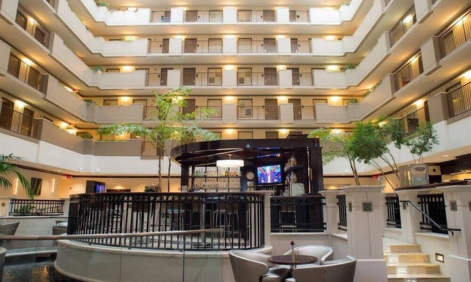 Downtown Orlando Hotel | Connect with Comfort: 2 Suites Perfect for Families