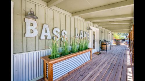 Bass Lake House | Cozy Cottage Suite with Private Hot Tub for Memorable Stays