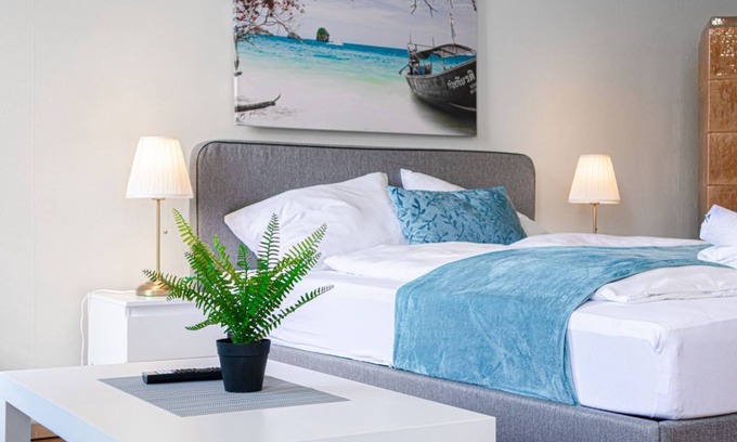 Wahring Apartment | Cozy Apartments Near Volksoper & AKH with Kitchen Access