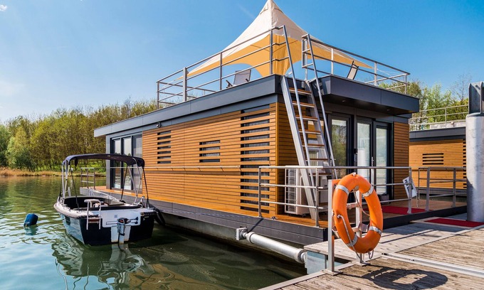 Laasow Boat Rental | Experience Tranquility at Möwe 2 - Floating Vacation Home